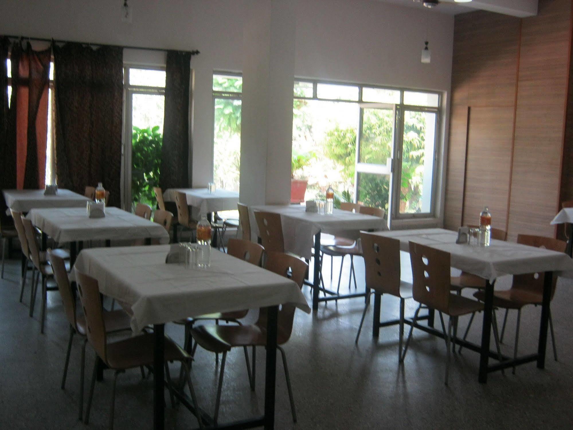 Kstdc Hotel Mayura Kauvery Krs Hosa Kannambādi 外观 照片